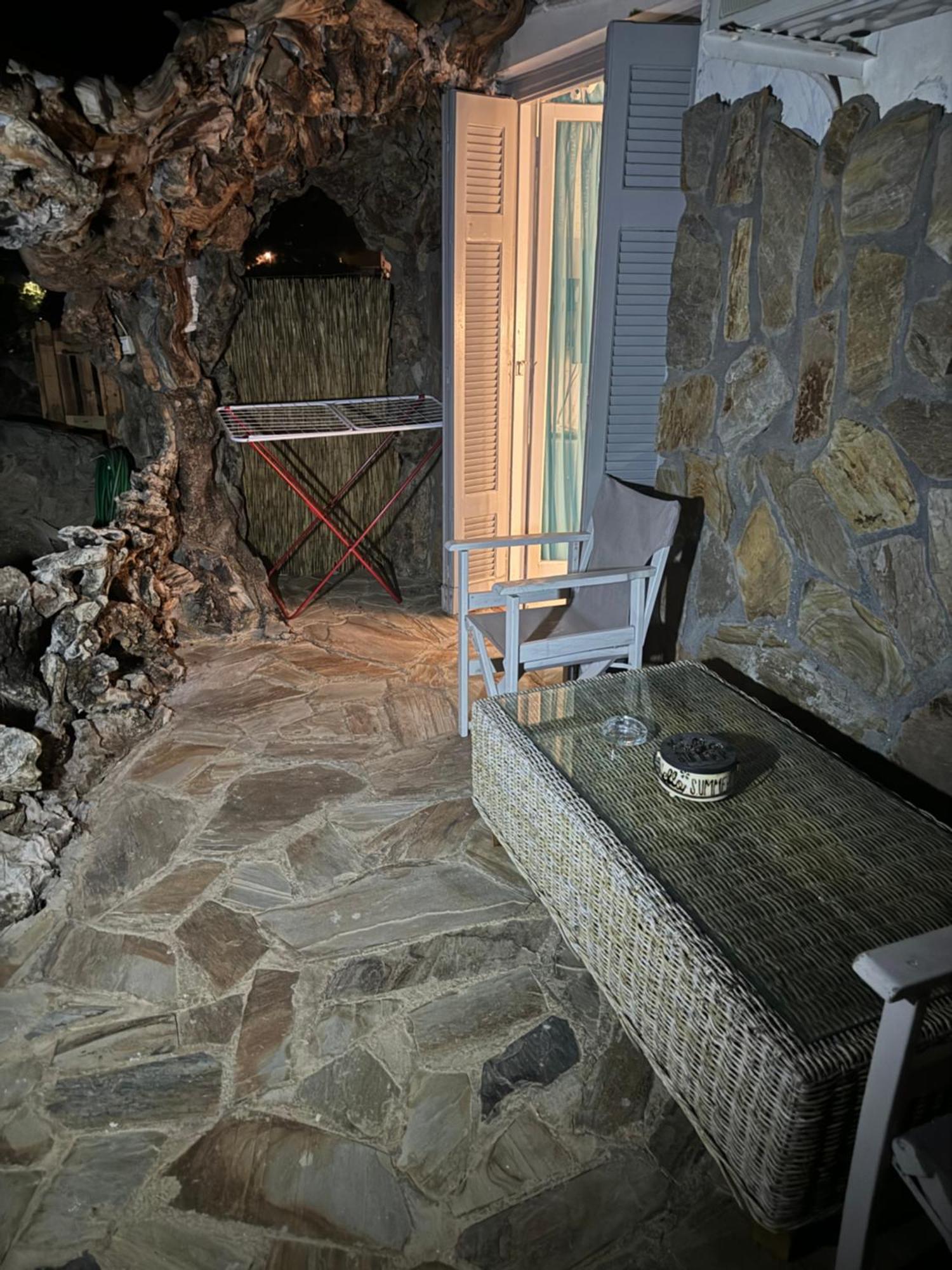 Rooms The Other Side Of The Island By Patitiri Saterli Exterior foto